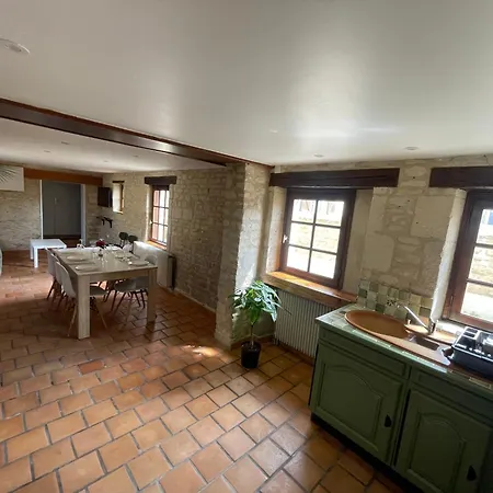 Dom wakacyjny Gesse, Maison Avec Terrasse